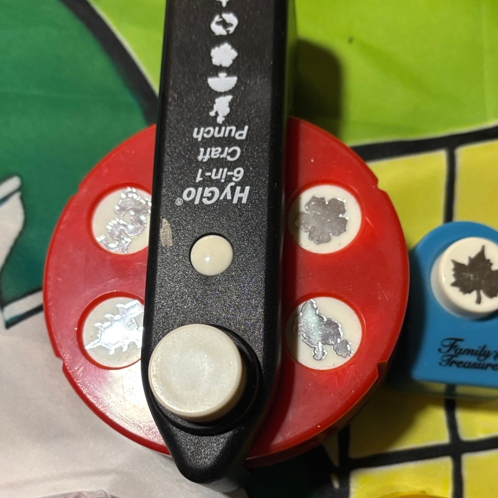 Colorful Craft Punch Set - Picture 7 of 8